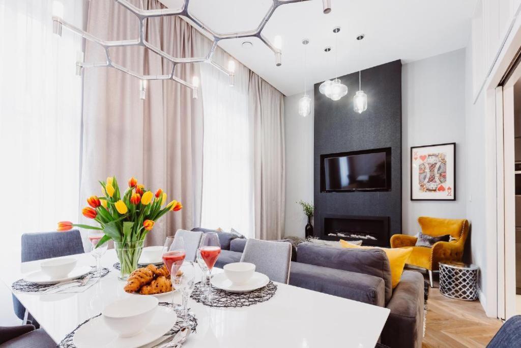 Kings City - Zyblikiewicza 14 Apartment Krasków Εξωτερικό φωτογραφία